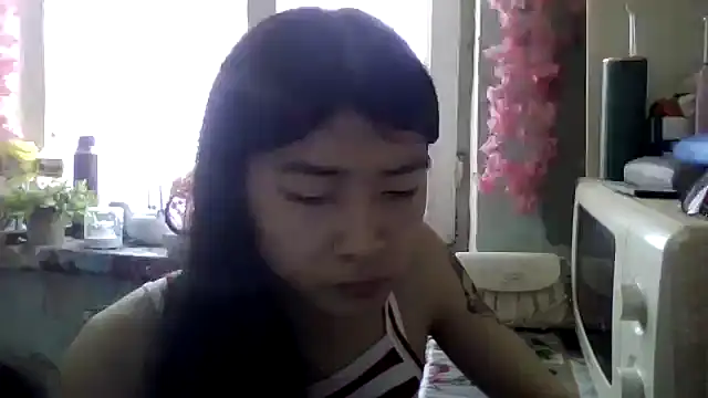 Snapshot of CarlyJoy chatting on 27, 4, 2026 CarlyJoy online show from 27, 4, 2026