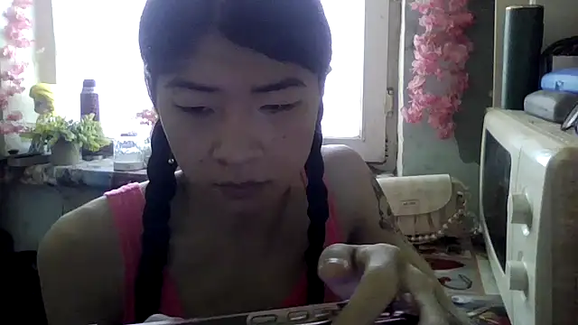 Snapshot of CarlyJoy chatting on 12, 5, 2026 CarlyJoy online show from 12, 5, 2026