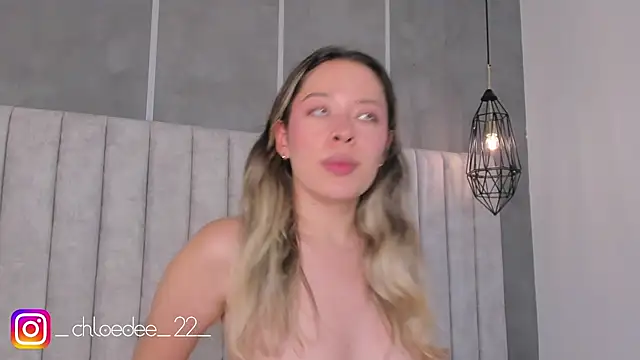 chloe d online show from 7, 1, 2025