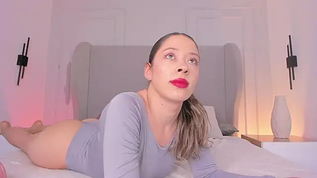 chloe d online show from 29, 10, 2025