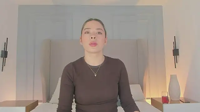 chloe d online show from 27, 3, 2026