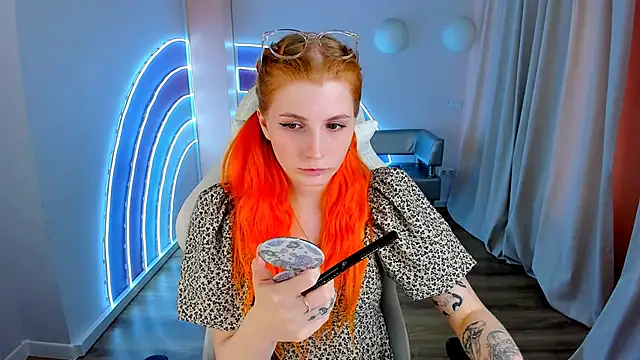 Mira  Blush online show from 28, 2, 2025