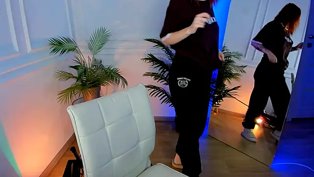 Mira  Blush online show from 16, 11, 2025