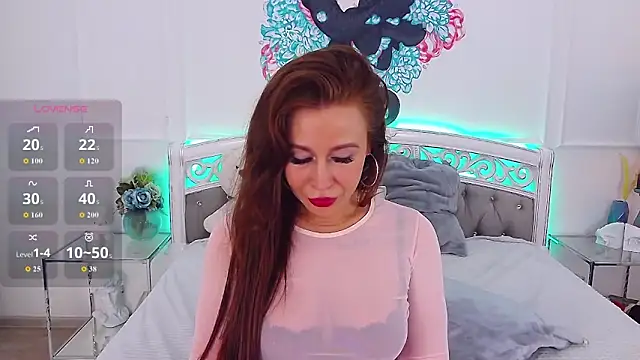 CrissyTaylor online show from 5, 11, 2025