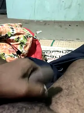 SILENT FUCKER 01 online show from 11, 1, 2025