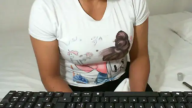 Snapshot of salome__milf chatting on 21, 2, 2025 salome milf online show from 21, 2, 2025