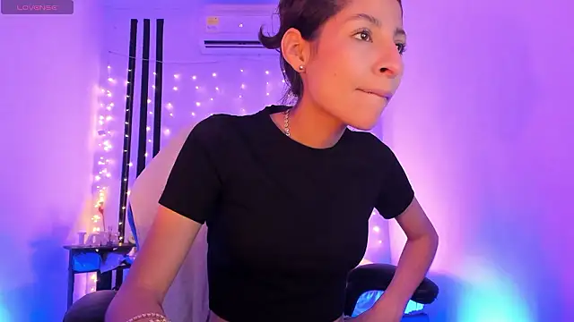 Gorgeous Team online show from 17, 2, 2026