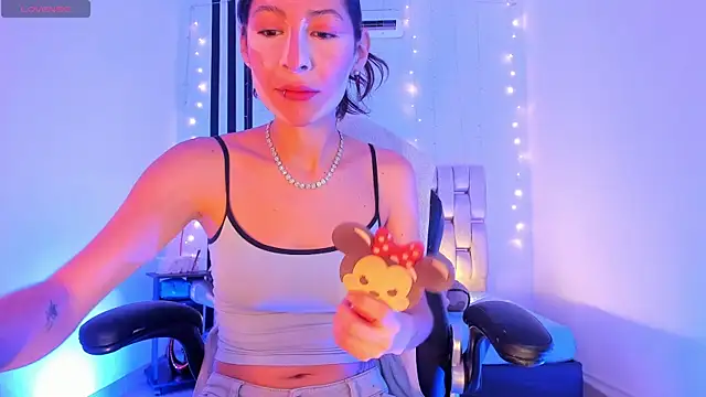 Gorgeous Team online show from 7, 4, 2026