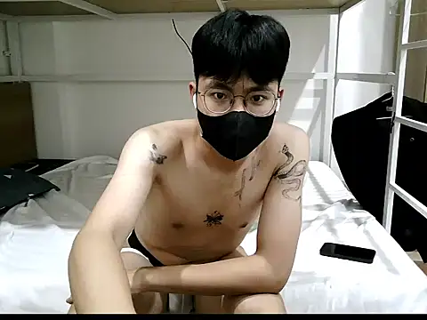 Gwencloudy online show from 9, 11, 2025