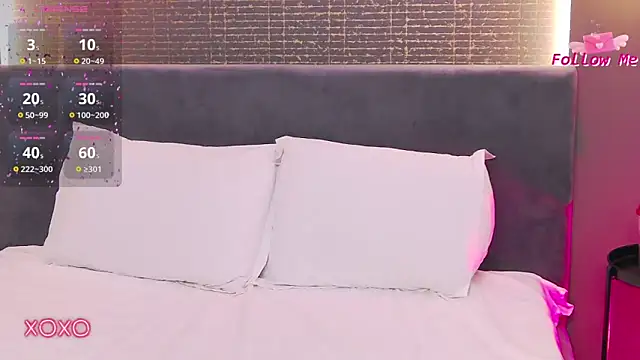 LaraKent online show from 3, 2, 2025