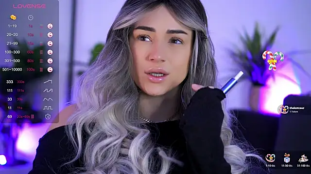 AishaCarter online show from 18, 12, 2025