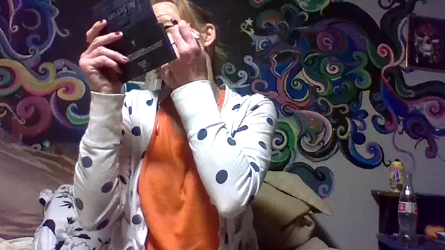 Snapshot of 4EyedSluttyGinger chatting on 15, 3, 2025 4EyedSluttyGinger online show from 15, 3, 2025