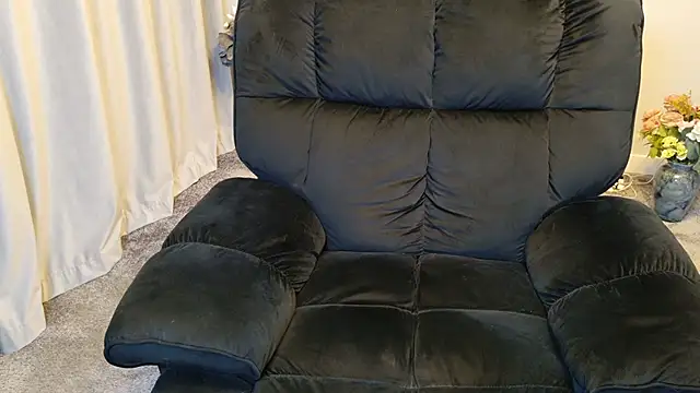 maggiemilff online show from 6, 4, 2026