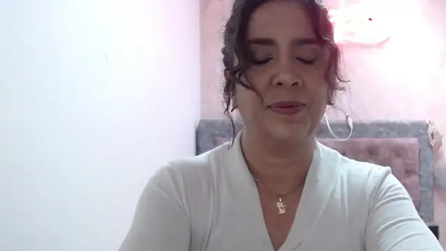 Snapshot of Victoria_meester chatting on 17, 6, 2026 Victoria meester online show from 17, 6, 2026