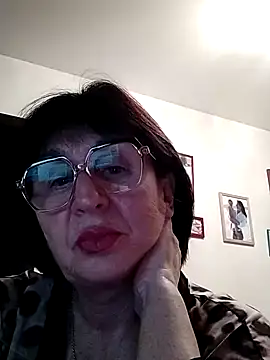 Snapshot of AlbinaXPretty chatting on 1, 12, 2024 AlbinaXPretty online show from 1, 12, 2024