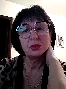Snapshot of AlbinaXPretty chatting on 5, 12, 2024 AlbinaXPretty online show from 5, 12, 2024
