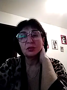 Snapshot of AlbinaXPretty chatting on 6, 12, 2024 AlbinaXPretty online show from 6, 12, 2024