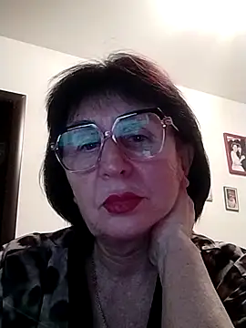 Snapshot of AlbinaXPretty chatting on 14, 12, 2024 AlbinaXPretty online show from 14, 12, 2024
