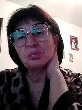 Snapshot of AlbinaXPretty chatting on 15, 12, 2024 AlbinaXPretty online show from 15, 12, 2024