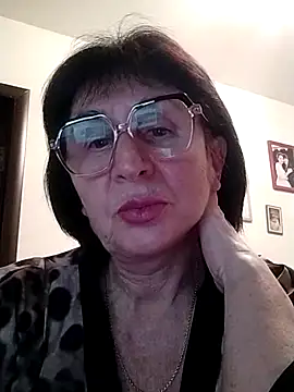 Snapshot of AlbinaXPretty chatting on 15, 12, 2024 AlbinaXPretty online show from 15, 12, 2024