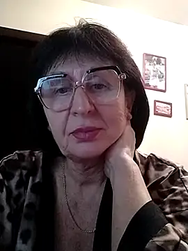 Snapshot of AlbinaXPretty chatting on 29, 12, 2024 AlbinaXPretty online show from 29, 12, 2024