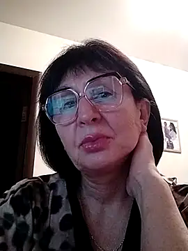 Snapshot of AlbinaXPretty chatting on 31, 12, 2024 AlbinaXPretty online show from 31, 12, 2024
