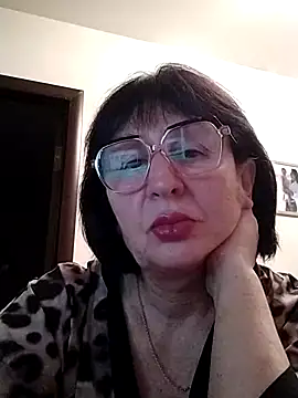Snapshot of AlbinaXPretty chatting on 3, 1, 2025 AlbinaXPretty online show from 3, 1, 2025