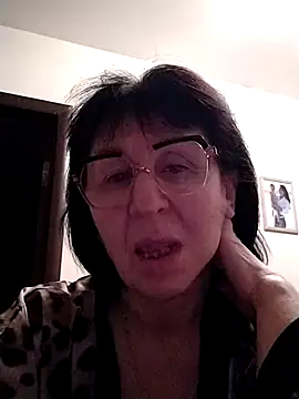 Snapshot of AlbinaXPretty chatting on 11, 1, 2025 AlbinaXPretty online show from 11, 1, 2025