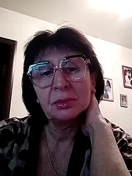 Snapshot of AlbinaXPretty chatting on 11, 1, 2025 AlbinaXPretty online show from 11, 1, 2025