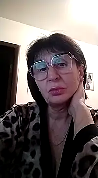Snapshot of AlbinaXPretty chatting on 11, 1, 2025 AlbinaXPretty online show from 11, 1, 2025