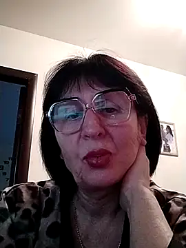 Snapshot of AlbinaXPretty chatting on 12, 1, 2025 AlbinaXPretty online show from 12, 1, 2025
