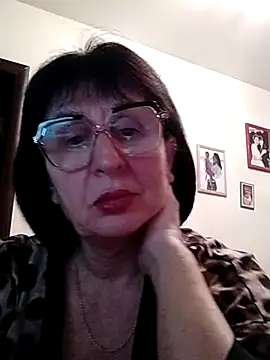 Snapshot of AlbinaXPretty chatting on 12, 1, 2025 AlbinaXPretty online show from 12, 1, 2025