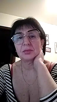 Snapshot of AlbinaXPretty chatting on 10, 2, 2025 AlbinaXPretty online show from 10, 2, 2025