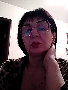 Snapshot of AlbinaXPretty chatting on 21, 2, 2025 AlbinaXPretty online show from 21, 2, 2025