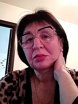 Snapshot of AlbinaXPretty chatting on 23, 2, 2025 AlbinaXPretty online show from 23, 2, 2025