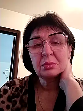 Snapshot of AlbinaXPretty chatting on 24, 2, 2025 AlbinaXPretty online show from 24, 2, 2025
