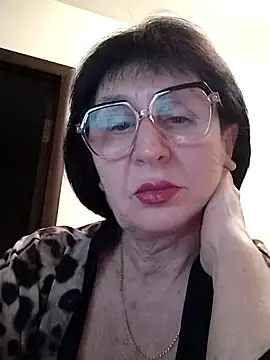 Snapshot of AlbinaXPretty chatting on 25, 2, 2025 AlbinaXPretty online show from 25, 2, 2025