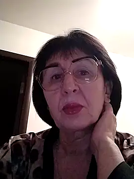 Snapshot of AlbinaXPretty chatting on 27, 2, 2025 AlbinaXPretty online show from 27, 2, 2025