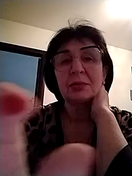 Snapshot of AlbinaXPretty chatting on 2, 3, 2025 AlbinaXPretty online show from 2, 3, 2025