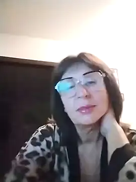 Snapshot of AlbinaXPretty chatting on 12, 9, 2025 AlbinaXPretty online show from 12, 9, 2025