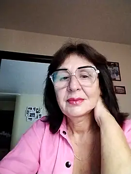 Snapshot of AlbinaXPretty chatting on 24, 9, 2025 AlbinaXPretty online show from 24, 9, 2025