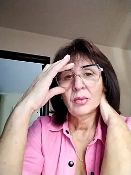 Snapshot of AlbinaXPretty chatting on 28, 9, 2025 AlbinaXPretty online show from 28, 9, 2025