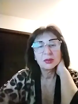 Snapshot of AlbinaXPretty chatting on 2, 10, 2025 AlbinaXPretty online show from 2, 10, 2025