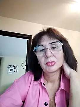 Snapshot of AlbinaXPretty chatting on 6, 10, 2025 AlbinaXPretty online show from 6, 10, 2025
