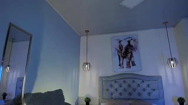 ayshel   online show from 28, 10, 2025