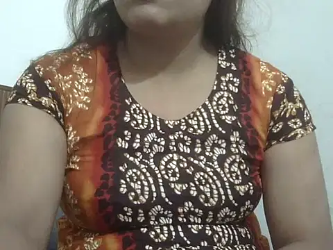 Snapshot of shekira99 chatting on 13, 5, 2026 shekira99 online show from 13, 5, 2026