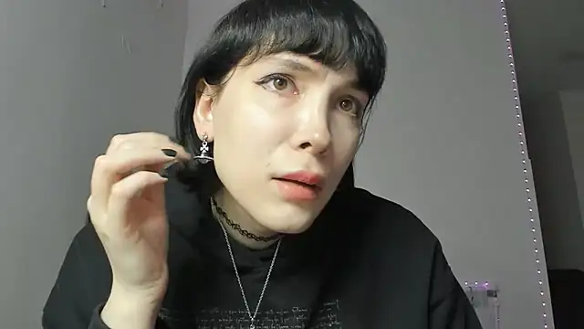 dollmore online show from 18, 2, 2025