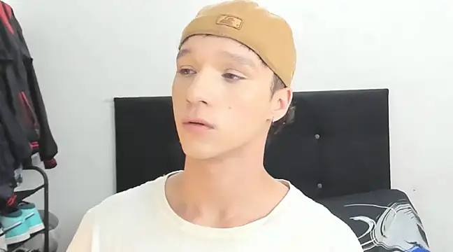 angelcortes online show from 16, 1, 2025