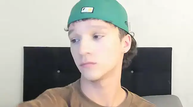 angelcortes online show from 30, 1, 2025