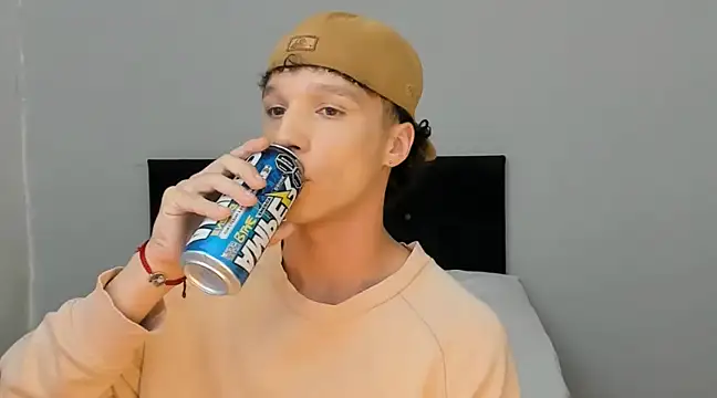 angelcortes online show from 15, 3, 2025